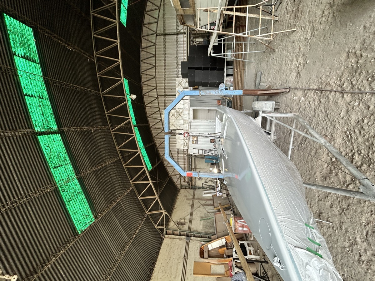 Resultado del arenado naval — superficie preparada para pintura